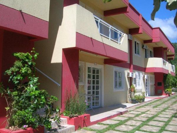 Departamentos Vale Encantado Бомбиняс Екстериор снимка